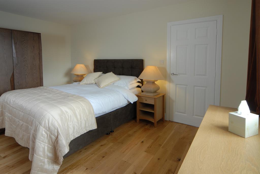 Unicorn Aparthotel Suites Stow-on-the-Wold ภายนอก รูปภาพ